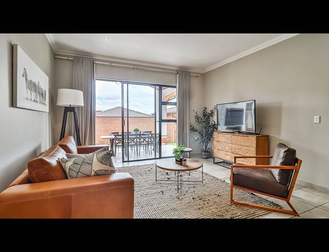3 BEDROOM SIMPLEX FOR SALE IN SIX FOUNTAINS RESIDENTIAL ESTATE